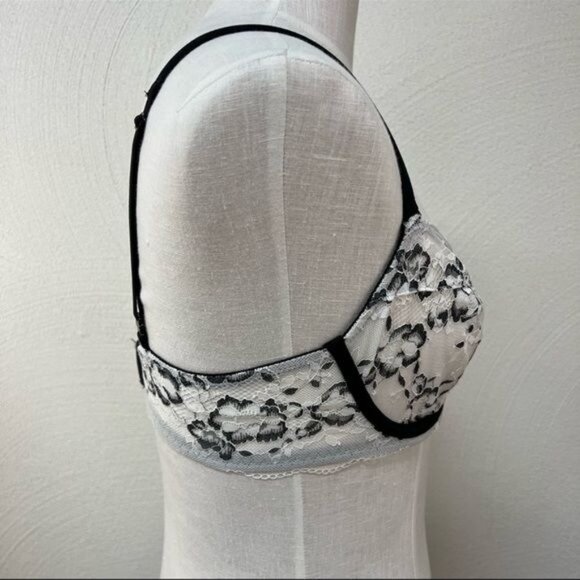 NWT Victoria’s Secret Body By Victoria Black & White Unlined Demi Sz 34DD - Picture 4 of 8